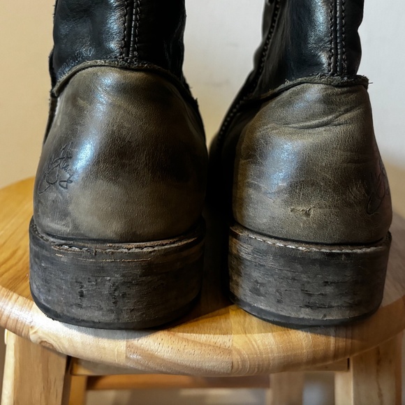 Fluevog Feature Holden contrast ankle boot made in Europe NWT - Picture 10 of 12